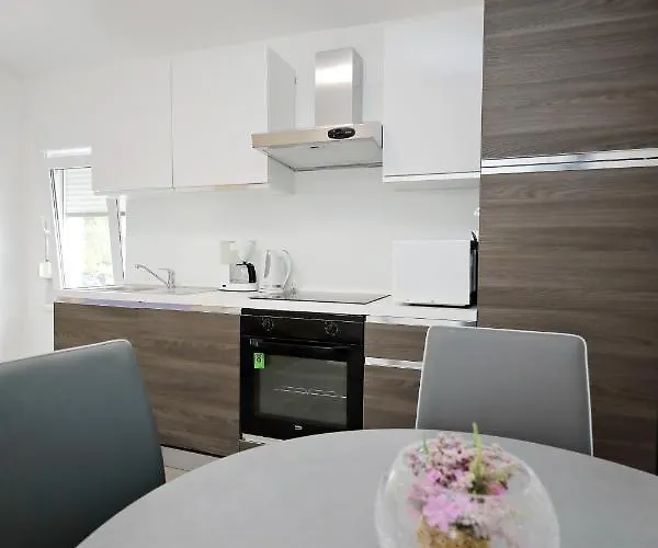 דירה Rudi ויר